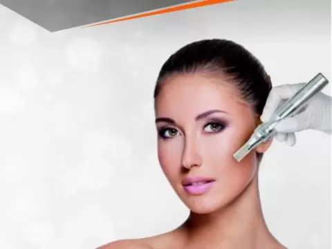 Micro Needling im Einsatz bei Kosmetik Oppenheimer